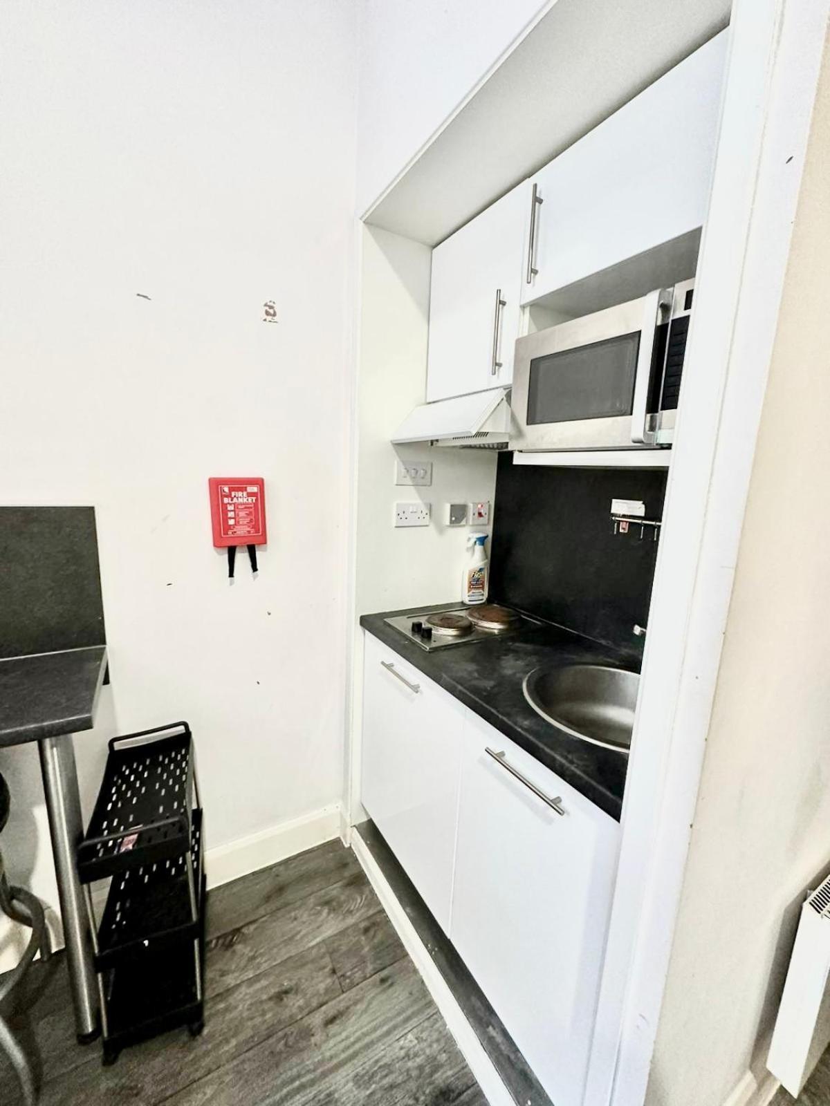 Kings Cross Studio Apartment London Exterior photo